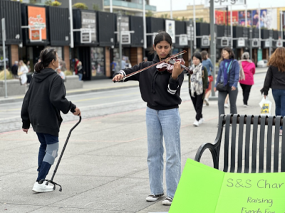 Sarah performing violin at the Day of Music in San Francisco